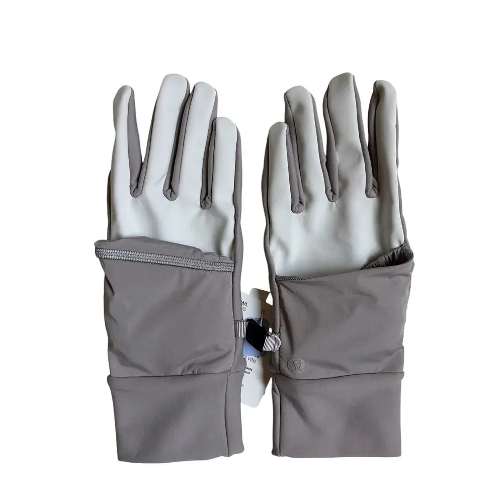 NWT Lululemon Run Fast Gloves (Dark Chrome / Silver Ice) - M/L